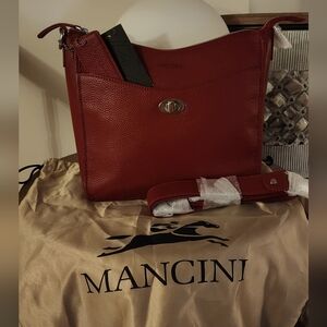 Nwt Mancini Pebbled Leather Elizabeth Crossbody